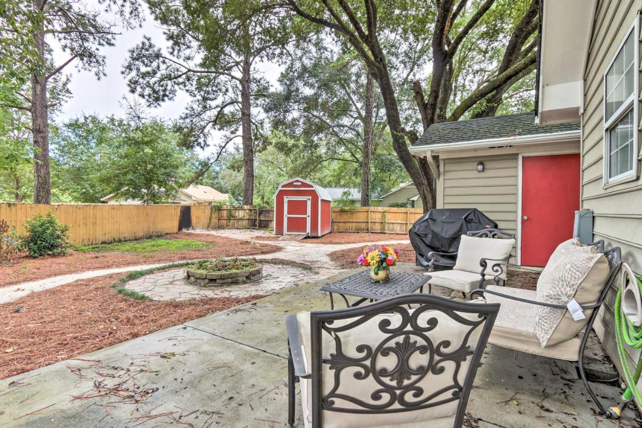 Peaceful Beaufort Home With Front Porch And Grill エクステリア 写真