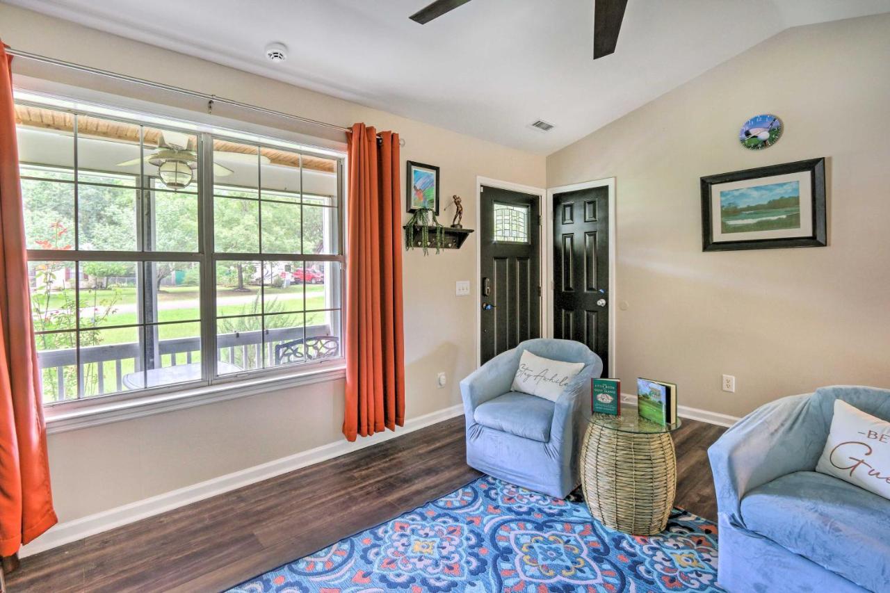 Peaceful Beaufort Home With Front Porch And Grill エクステリア 写真